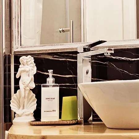 Couette-café Venere Supercentral 3*